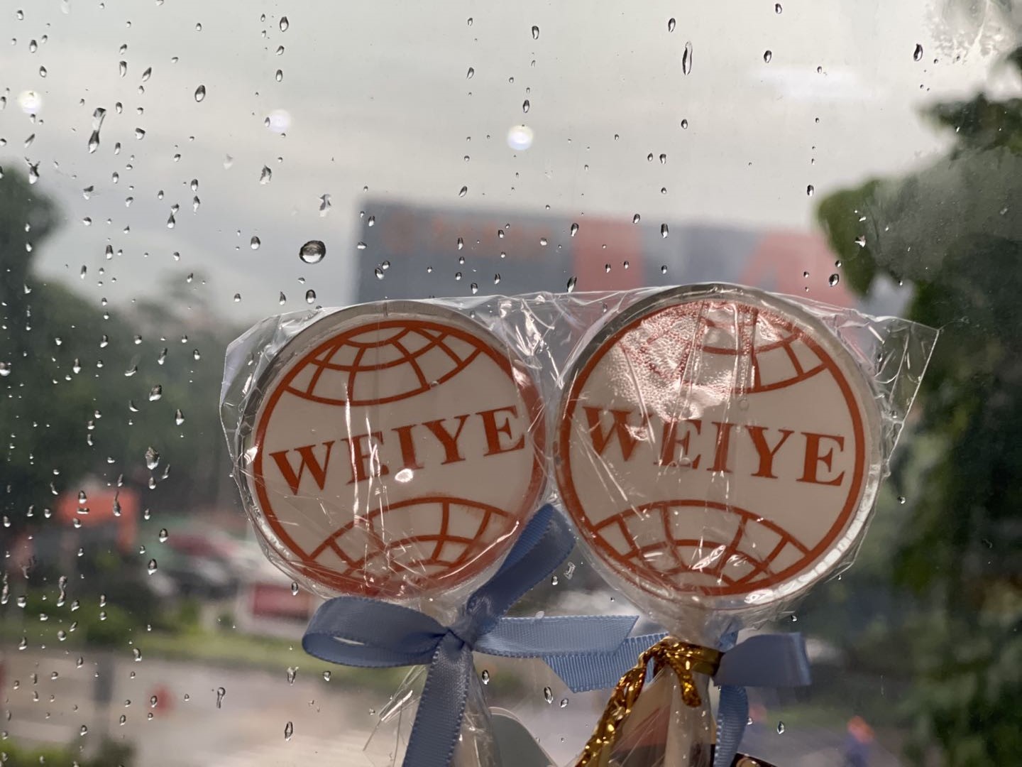 偉業(yè)鋁材高甜預(yù)警 | 六一上班打卡，遇見甜甜彩蛋